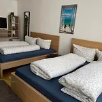 TOP Lage in Rostock 3 Zimmer Wohnung mit bestem Ausblick im 1 OG rechts